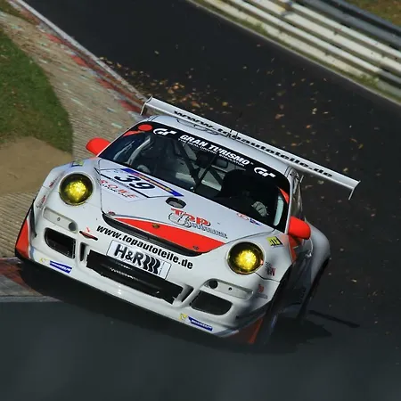 Casa de Férias Im Nuerburgring *