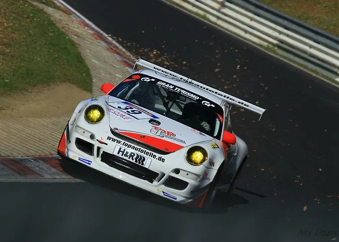 Дом отдыха Im Nuerburgring *